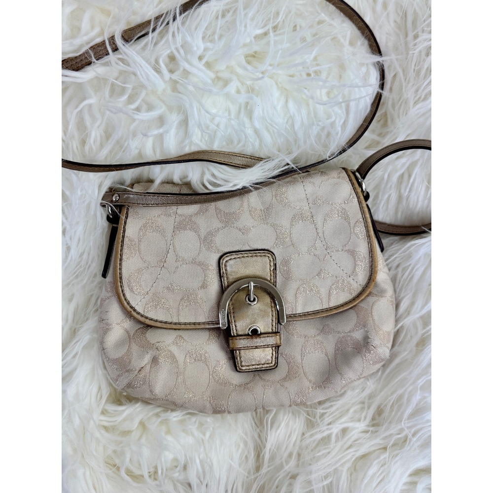 Vintage Coach Soho Signature Flap Crossbody Bag Champagne Gold
Metallic Y2K